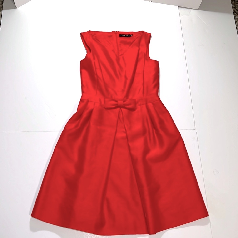 Teri Jon Red Sleeveless Dress